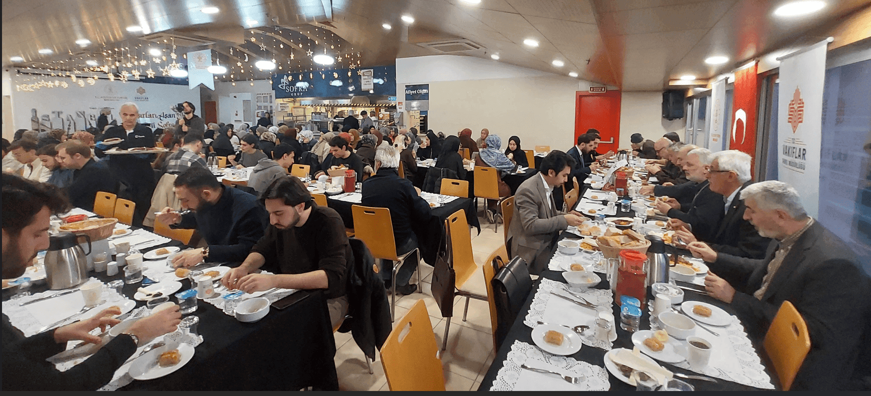 HİKEV Bursiyerleri ve Yöneticileri ile TİYEMDER Öğrencileri ve Yöneticileri İftar Sofrasında Bir Araya Geldi